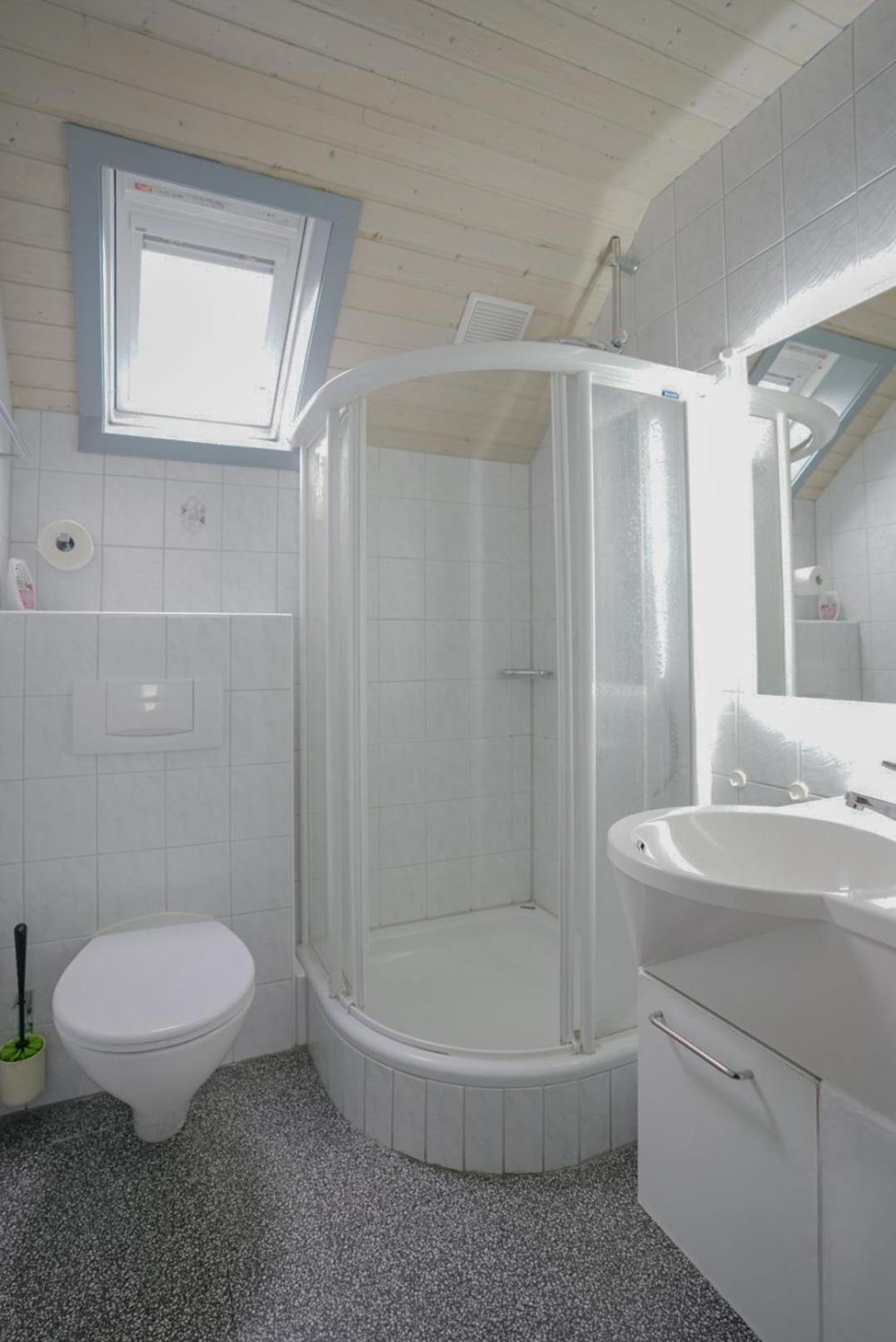 Ferienhaus "Baeren Ecke" Am See Im Bergland Kirchheim  Exteriér fotografie